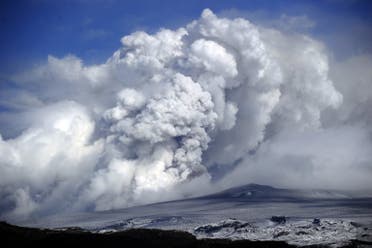 بركان إيافيالايوكل الأيسلندي (أرشيفية من فرانس برس)