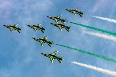 The show by Saudi Hawks stunned people with their acrobatic performances that also paid homage to the Kingdom. (Twitter)