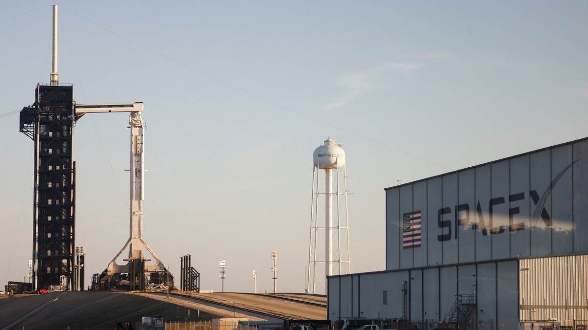 Last-minute Technical Problem Keeps SpaceX Rocket, Astronauts Grounded