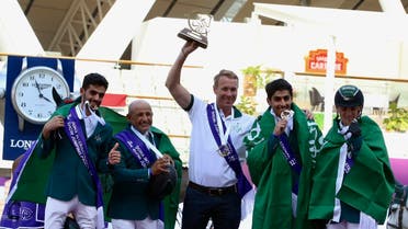 منتخب السعودية لقفز الحواجز يعود إلى الأولمبياد بذكريات “البرونزية”
