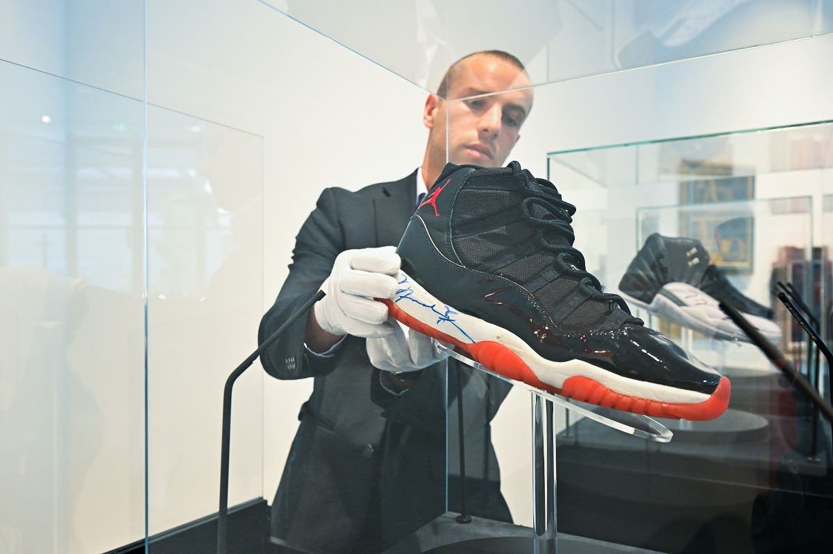 images of michael jordan sneakers