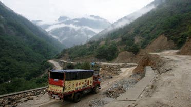 A liquefied petroleum gas (LPG) delivery truck drives along India's Tezpur-Tawang highway which runs to the Chinese border, in the northeastern Indian state of Arunachal Pradesh. (File photo: Reuters)