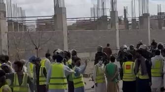 تلاش نیروهای یگان ویژه برای ورود به صحن مسجد مکی 