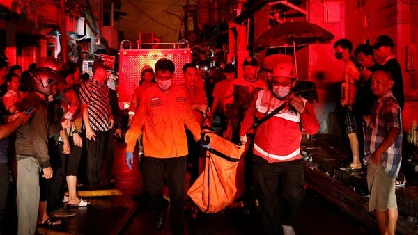 Fire at Indonesian fuel storage depot kills at least 14, thousands  evacuated | Al Arabiya English