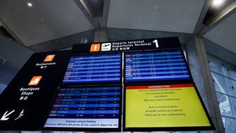 Computer glitch at Paris airports causes long queues of passengers 