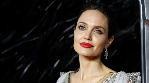 Angelina Jolie hired a killer to end her life… but he surprised her with a strange request!