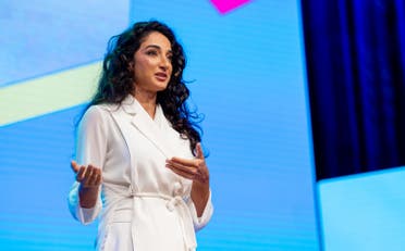 Raha Moharrak speaks at an event. (Twitter)