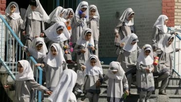ایران میں ایک سکول کی بچیاں