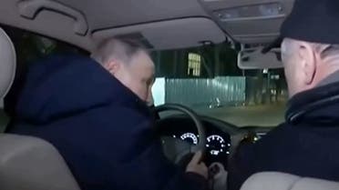 من الفيديو حيث يقول بوتين سيارته داخل ماريوبول - وسائل الإعلام الروسية 