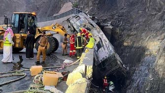 At least 20 Umrah pilgrims killed, 29 injured in bus crash heading to Mecca