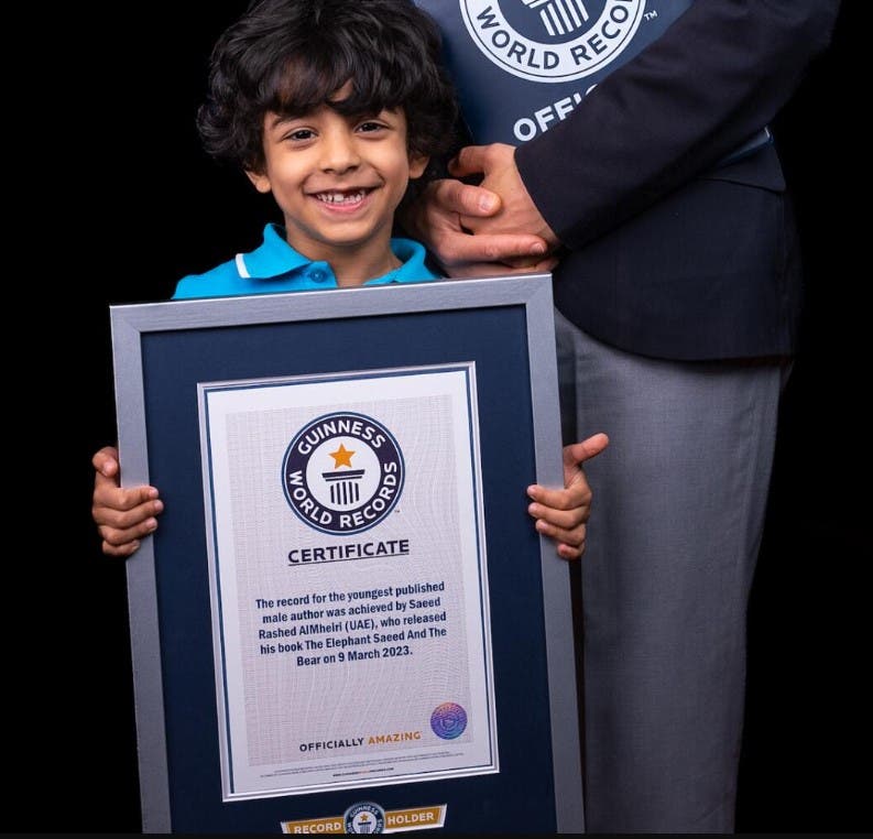 بعمر 4 سنوات.. الطفل الإماراتي سعيد المهيري يدخل "غينيس" كأصغر كاتب في العالم