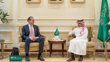 Saudi Arabia’s Foreign Minister Prince Faisal bin Farhan (R) meets with US National Security Council coordinator for the Middle East and North Africa Brett McGurk in Jeddah on April 13, 2023. (Twitter/KSAMOFA)