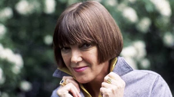 Mary Quant, miniskirt designer who swung the 60s London, dies at 93