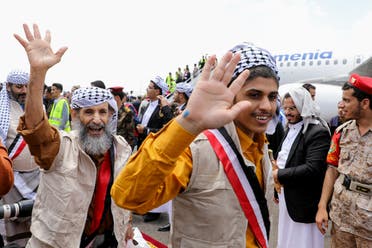 من عملية تبادل الأسرى بين الحكومة والحوثيين في اليمن - رويترز