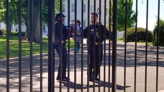 Young explorer: Toddler crawls through White House fence, prompts security alert