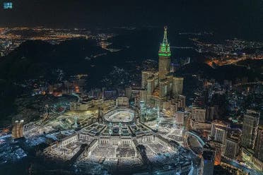 سال 1444 ہجری میں روزوں کے مہینے کی 29 ویں شب اللہ کے گھر کا دیدار کراتی مسحود کن تصویر