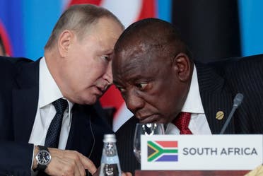 بوتين ورئيس جنوب إفريقيا خلال اجتماع سابق 