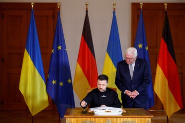 زيلينسكي مع الرئيس الألماني - رويترز
