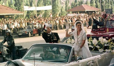 King Abdullah II of Jordan and Queen Rania waving to crowds on their wedding day in 1993. (Twitter)