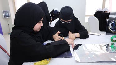 من التجارب