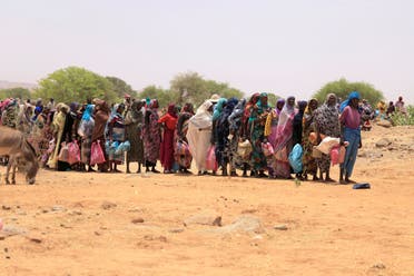 سودانيون فروا إلى تشاد هرباً من القتال