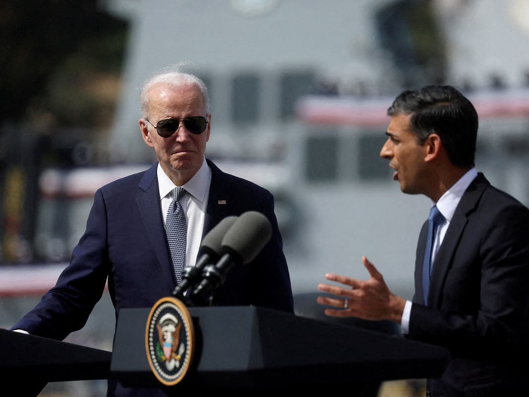 Rishi Sunak marks US military ties by laying wreath at Tomb of Unknown  Soldier