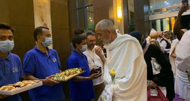 Turkish Pilgrims Welcomed with Zamzam Water and Flowers. (SPA)