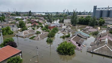 فيضانات في خيرسون (رويترز)