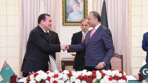 پاکستان اور ترکمانستان نے تاپی گیس پائپ لائن منصوبے کے معاہدے پر دستخط کر دئیے