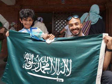 أحد الفائزين في البطولة