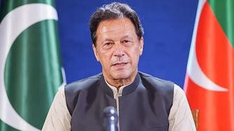 مذاکرات آرمی چیف سے، سیاست دانوں کے ساتھ بیٹھنے کا فائدہ نہیں: عمران خان