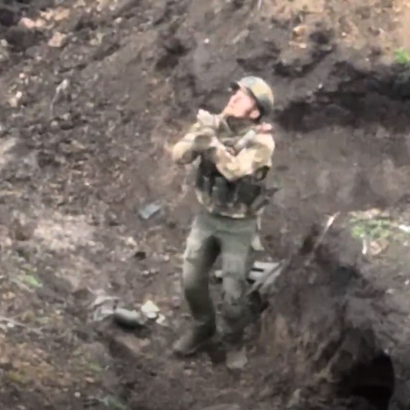 أول جندي روسي تأسره مسيرة أوكرانية يتحدث.. "هكذا خطرت لي الفكرة"