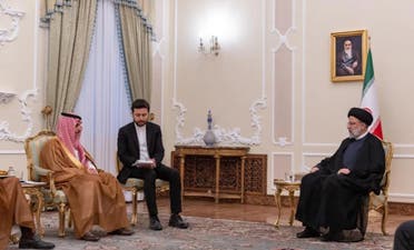 الرئيس الإيراني يستقبل وزير الخارجية السعودي