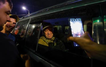 أثناء خروج بريغوجين من روستوف (رويترز)