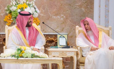 الأمير محمد بن سلمان مع مفتي عام المملكة