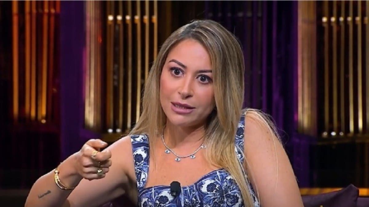 منة شلبي عن فيلم الساحر كنت كارثة وتمثيلي زفت مصرى سات