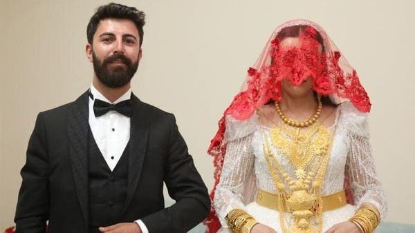 زفاف تركي يقلب التواصل.. 4 كلغ ذهب للعروس و6 ملايين ليرة للعريس