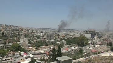 تصاعد أعمدة الدخان من #مخيم_جنين الذي تعرض لأكثر من 20 غارة جوية إسرائيلية #العربية 