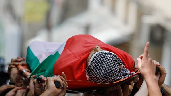 Israeli forces kill a Palestinian during clashes in Nablus