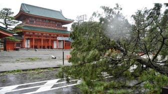 توفان سهمگین باعث قطع برق صدها هزار خانه در جنوب ژاپن شد