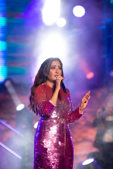الفنانة لطيفة التونسية