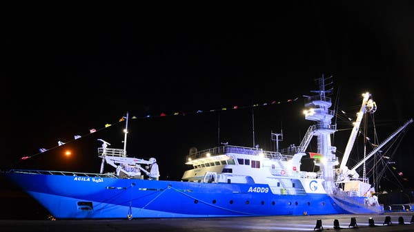 دولة عربية تسجل أول سفينة لنشاط الصيد