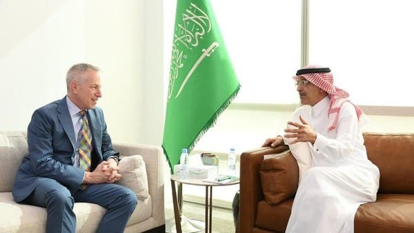 وزير المالية السعودي يبحث مع السفير الأميركي سبل تعزيز العلاقات الاقتصادية