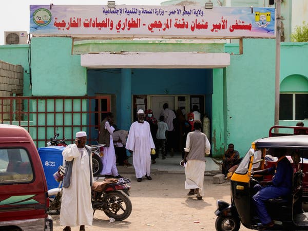 استمرار انقطاع الاتصالات والإنترنت.. يفاقم معاناة السودانيين