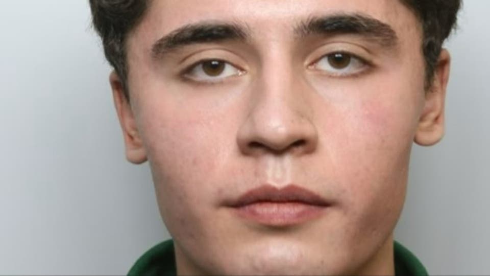Massive manhunt underway across UK after suspected terrorist escapes London jail 