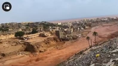 مشاهد مروعة.. السيول تجرف المنازل بأهلها في درنة الليبية