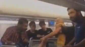 ہوائی جہاز میں مسافروں کے درمیان لڑائی، چیخ پکار اور مارپیٹ کی ویڈیو وائرل