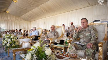 US Central Command chief Gen. Erik Kurilla and Saudi Chief of the General Staff Lt. Gen. Fayyadh Al-Ruwaili observe Red Sands 23.2, a joint military exercise between US and Saudi forces. (Saudi Ministry of Defense)
