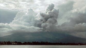 غازات بركانية تجبر الفلبين على إغلاق المدارس ومطالبة السكان بالبقاء في المنزل