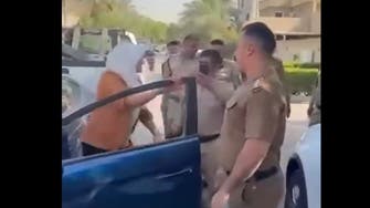 بغداد میں فرسٹ لیفٹیننٹ خاتون افسرکی ساتھی افسر سےہاتھا پائی کی ویڈیو جاری